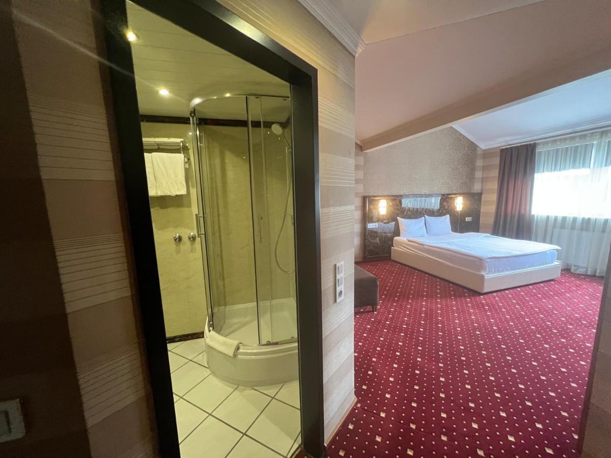 Fergana Übersee Hotel Bremerhaven Buitenkant foto