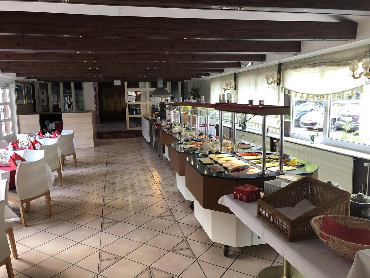 Fergana Übersee Hotel Bremerhaven Buitenkant foto