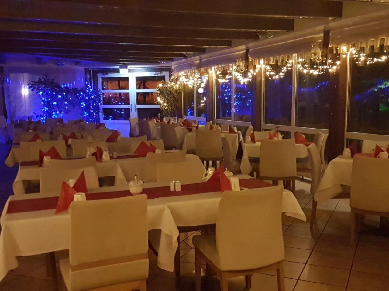 Fergana Übersee Hotel Bremerhaven Buitenkant foto